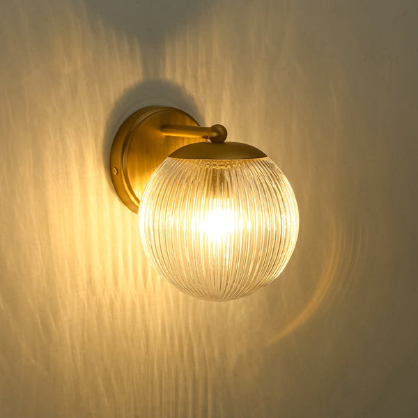 Chandelierias - Classic Glam 1 - Light Dew Ribbed Glass Single Wall Sconce - Wall Light - Brushed Brass -