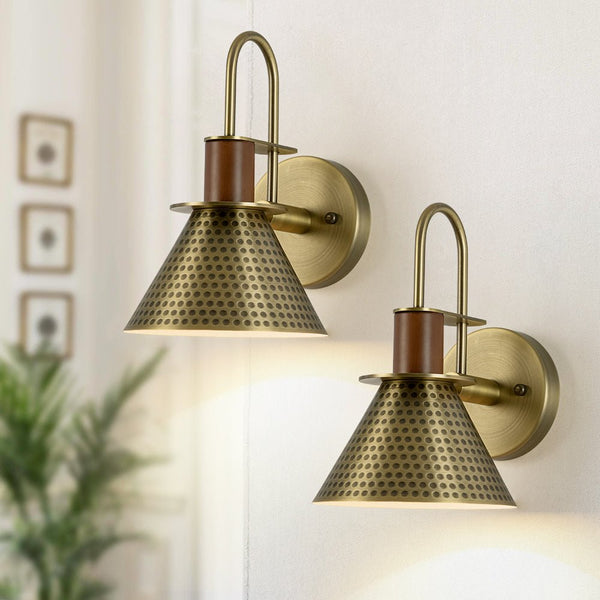 Chandelierias - Industrial 1 - Light hammered Horn Shape Wall Sconce - Wall Light - Brass -