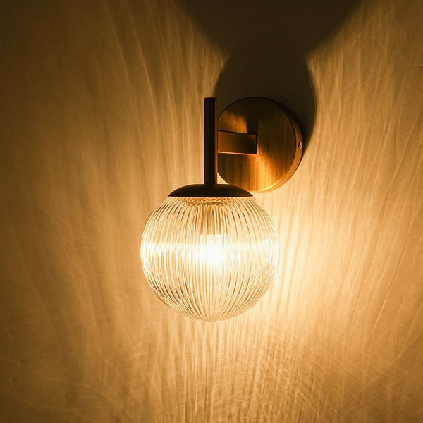 Chandelierias - Classic Glam 1 - Light Ribbed Glass Wall Sconce Vanity Light - Wall Light - Brass - 